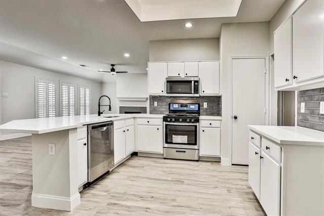 Building Photo - 1415 Meadowbrook Dr