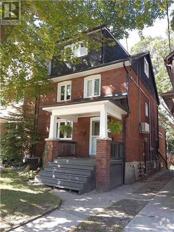Building Photo - 594 Hillsdale Ave E