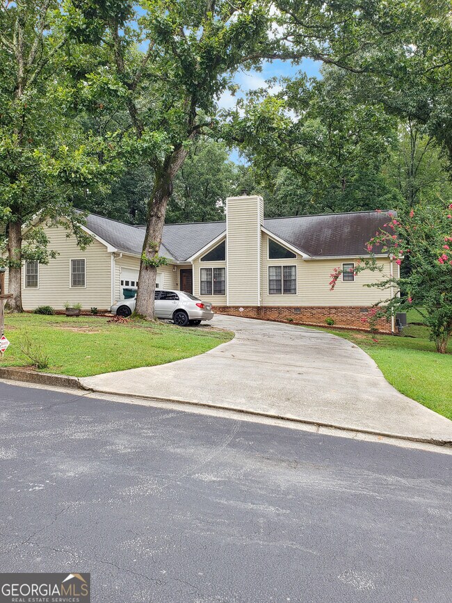 Foto del edificio - 2104 Pleasant View Ct SW