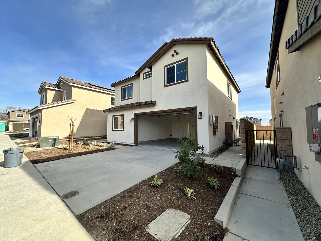 Photo - 121 N Lassen Ave (San Bernardino, CA)