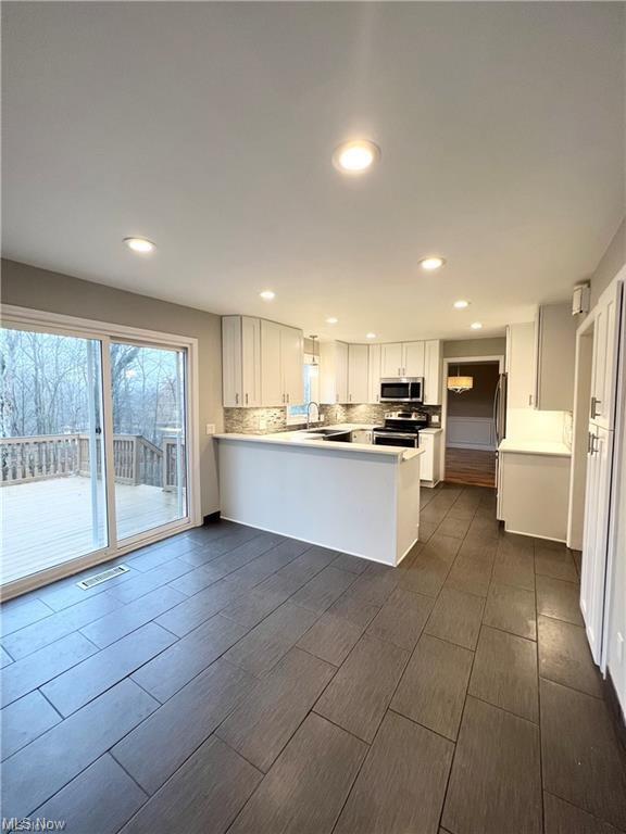 Building Photo - 37445 Fawn Path Dr