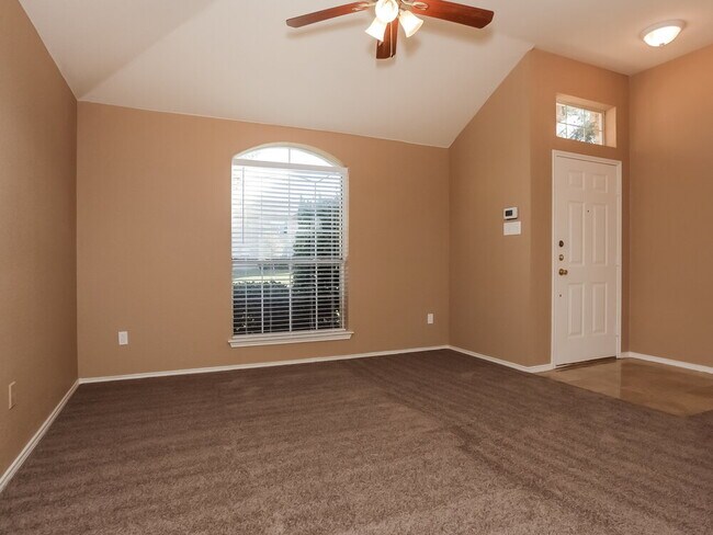 Foto del edificio - 1033 Weaver St