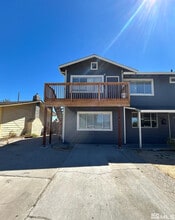 Building Photo - 1090 Barstow St