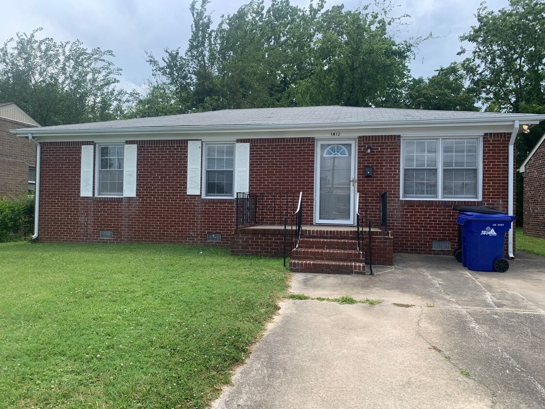 1812 Effingham St, Portsmouth, VA 23704 House Rental in Portsmouth