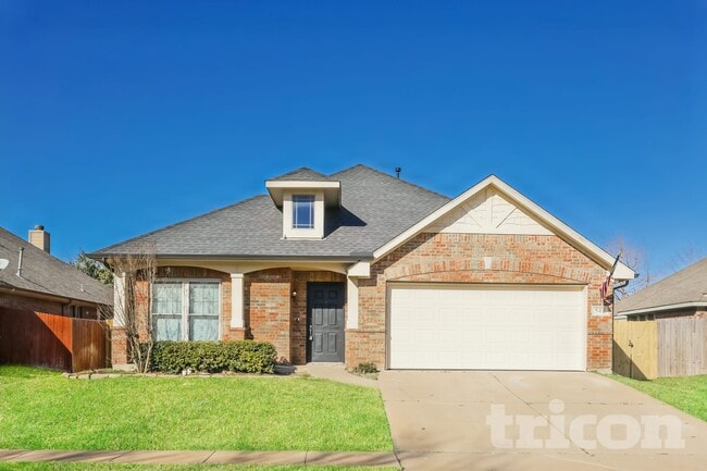 Building Photo - 541 Kerry St