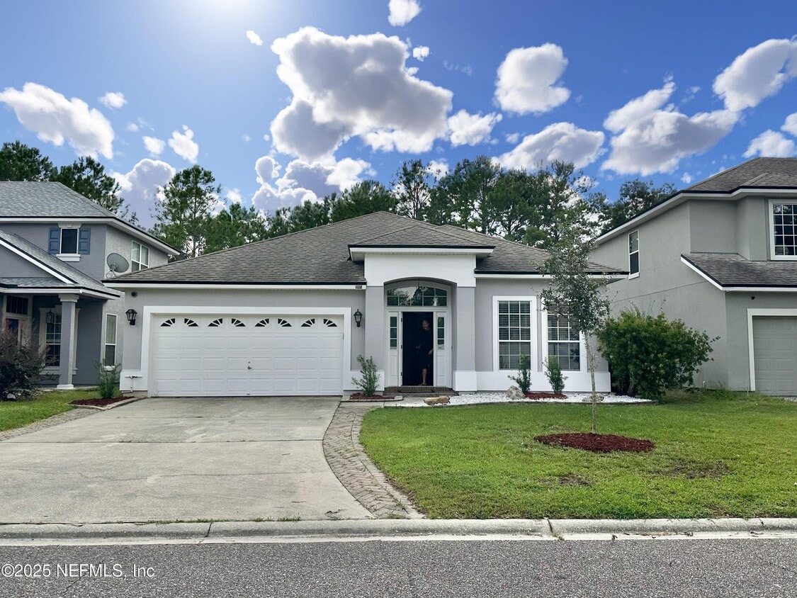 Foto principal - 3995 Leatherwood Dr