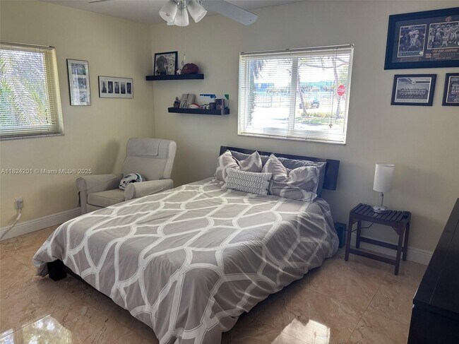 Foto del edificio - 16195 SW 78th Ave