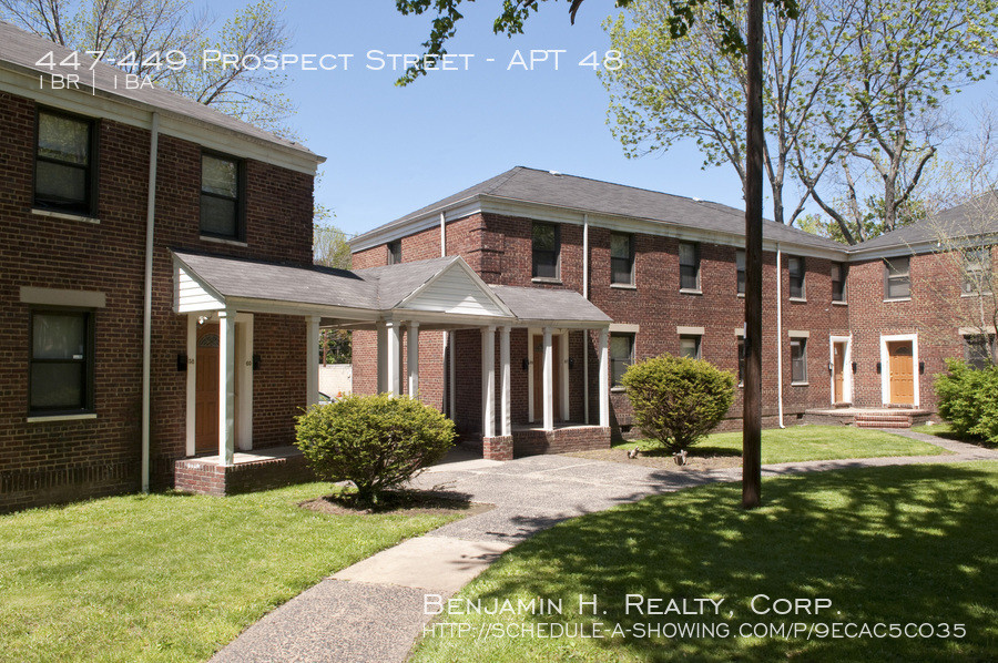 Primary Photo - 447-449 Prospect St