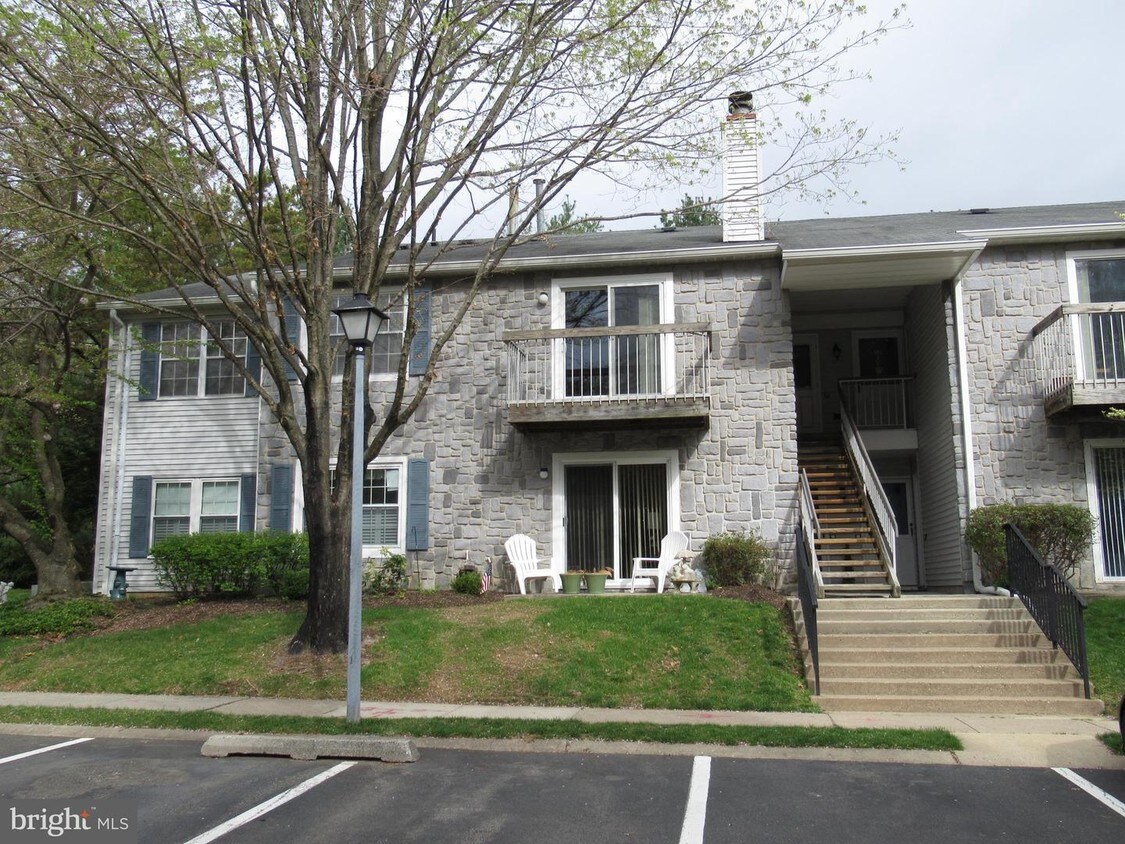 12 Mimosa Ct, Trenton, NJ 08648 Apartment for Rent in Trenton, NJ