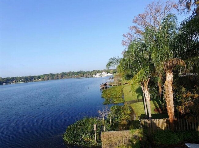 Foto del edificio - 320 Lakeview St