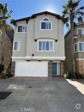 Building Photo - 503 S Maria Ave