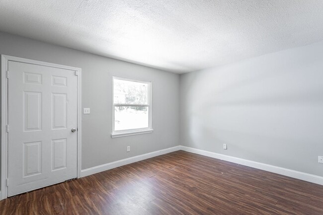 Building Photo - 6303 Walden Ave