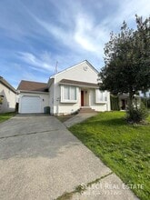 Building Photo - 5614 Kathleen Dr
