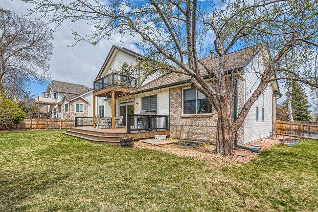 Building Photo - Spacious Haven: 4 BDR Home in Louisville, CO