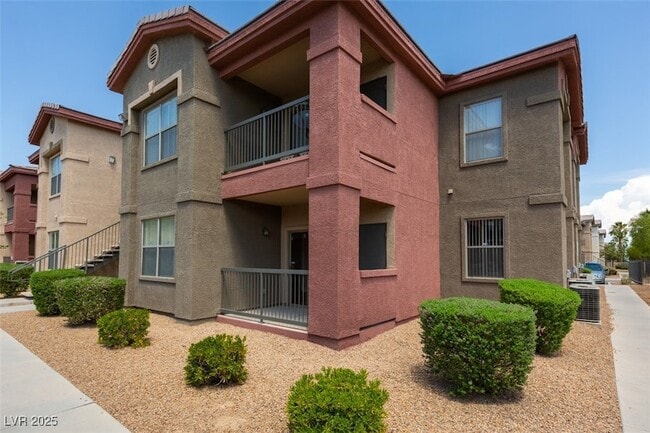 Foto del edificio - 8000 W Badura Ave