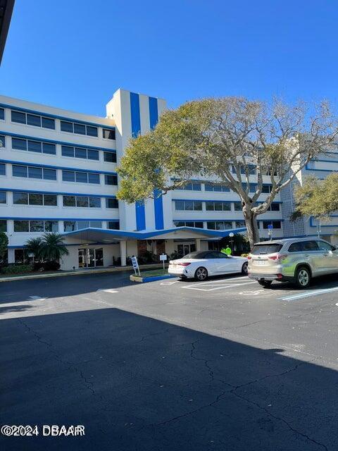 Primary Photo - 1224 S Peninsula Dr