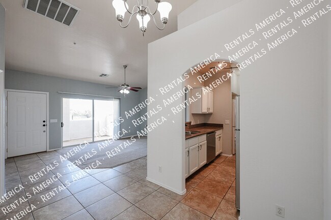 Foto del edificio - 2950 W Louise Dr