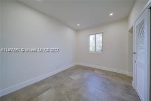 Building Photo - 3 br, 2 bath House - 19 NE 48th St