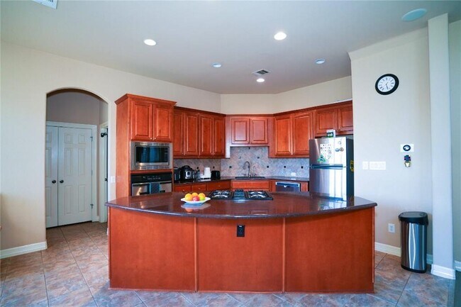 Foto del edificio - 11608 Spicewood Pkwy
