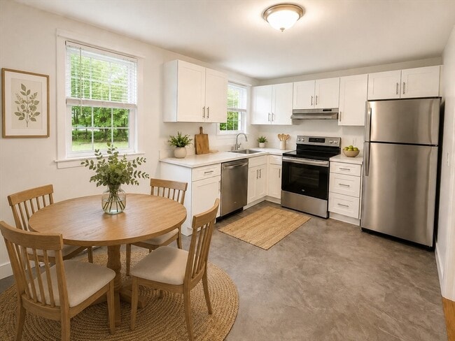 Building Photo - 15 3rd St