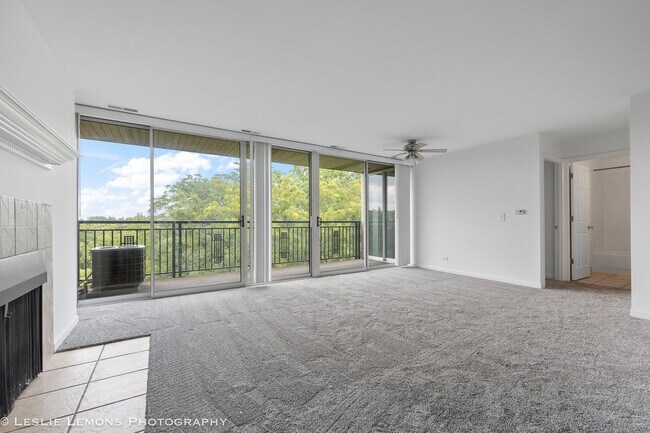 Foto del edificio - 5950 Oakwood Dr