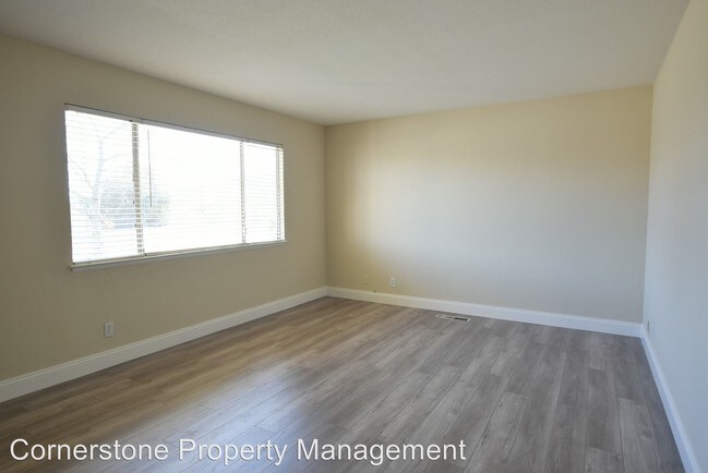 Building Photo - 5883-5883 Camden Ave
