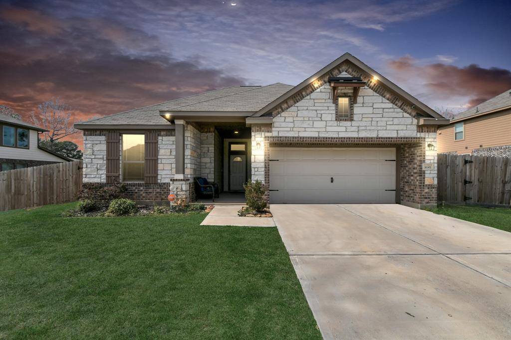 6145 White Oak Leaf Lp, Cut and Shoot, TX 77303 House Rental in Cut