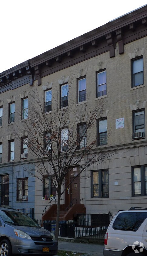 Primary Photo - 1300 Sterling Pl