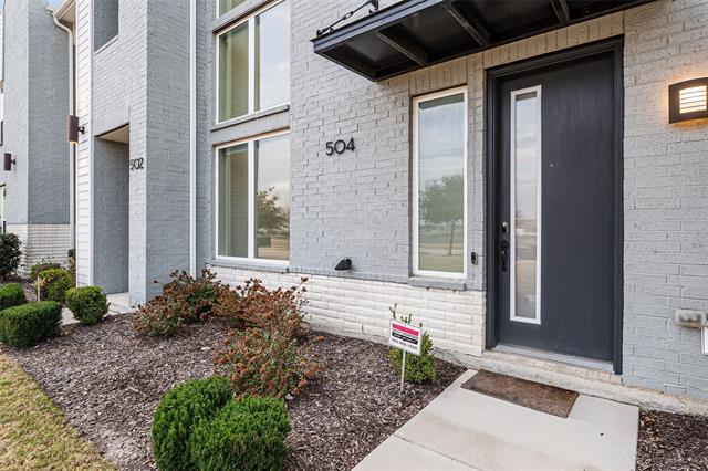 Foto del edificio - 504 Wellborn Dr