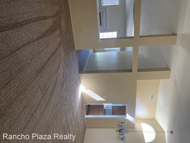 Building Photo - 3 br, 2 bath House - 2975 Cypress St.