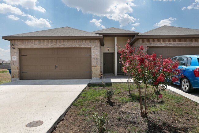 Building Photo - 3 br, 2 bath House - 2584 Pahmeyer Rd.