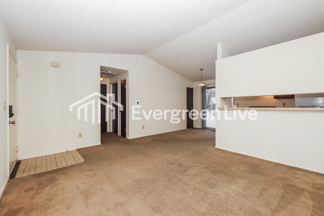 Foto del edificio - 6376 Greenfield Way