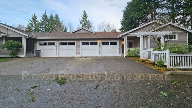 Building Photo - 12596 Deer Park Ln NW