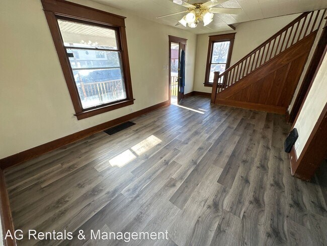 Building Photo - 3 br, 1 bath House - 1136 West Wildwood Ave
