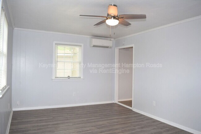 Foto del edificio - 1312 Sparrow Rd