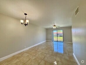 Building Photo - 21905 Lake Forest Cir