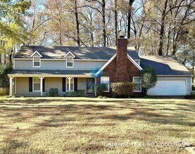 Building Photo - 2593 Rosehaven Dr
