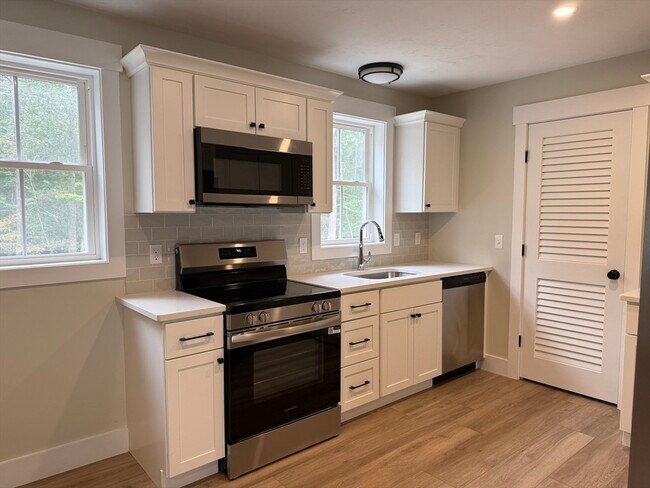 Foto del edificio - 480 Wareham St