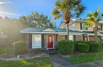 Building Photo - 1432 SC-544