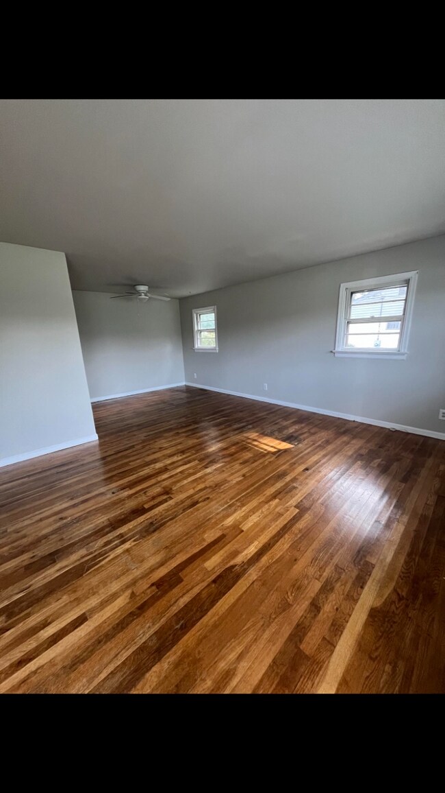Foto del edificio - 4911 Colwyck Dr