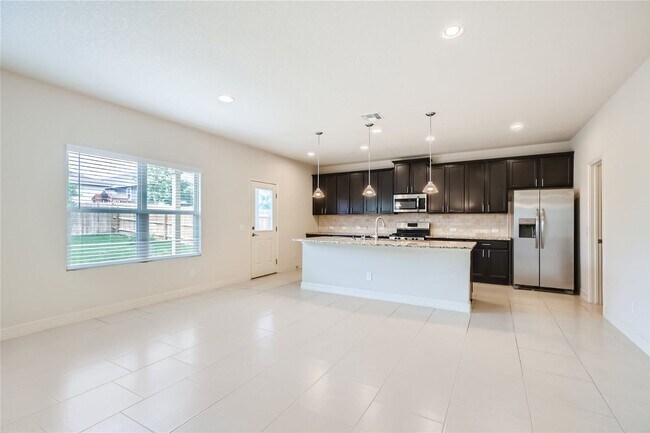 Foto del edificio - Home in Weston Oaks!