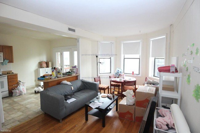 Building Photo - 1133 Commonwealth Avenue