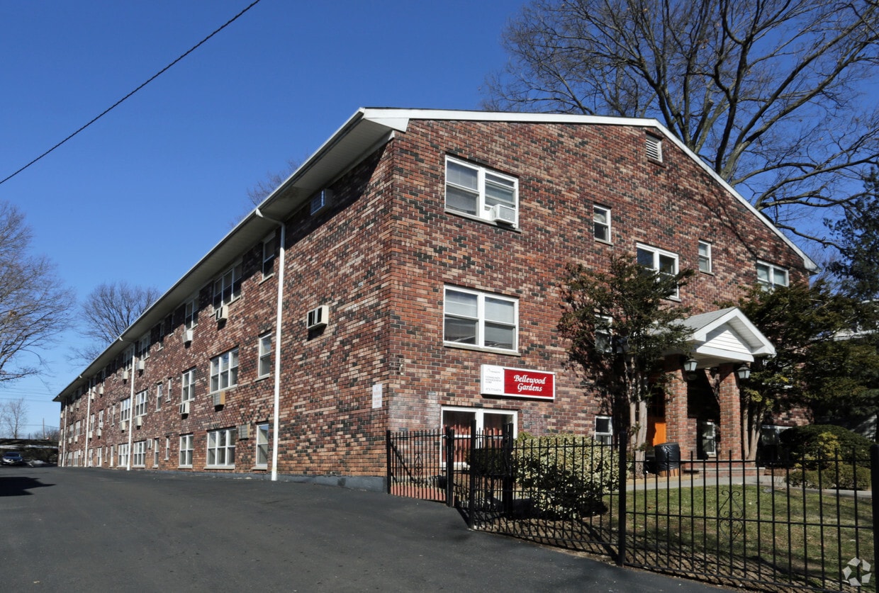 Building Photo - Bellewood Gardens