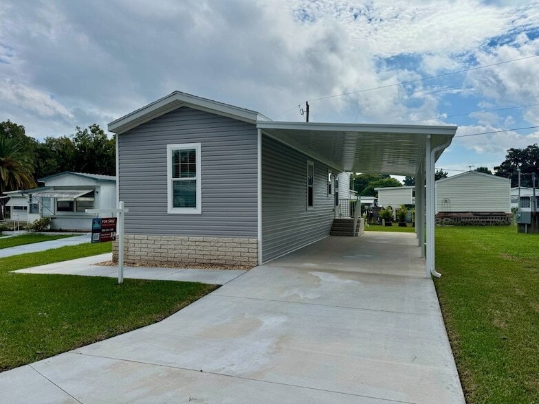 Photo - 956 N Colonial Cir