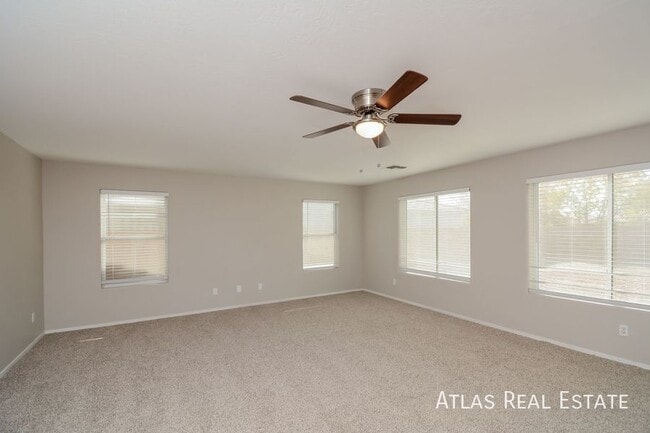 Building Photo - 11690 N 153rd Ave