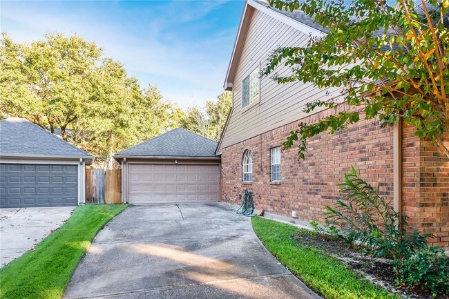 Foto del edificio - 1707 Aspley Ct