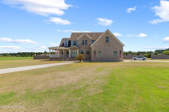 Building Photo - 112 Cherry Grove Dr