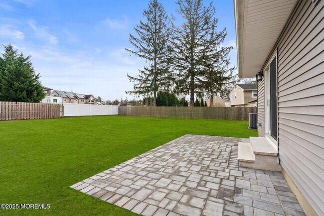 Foto del edificio - 1 Robin Dr