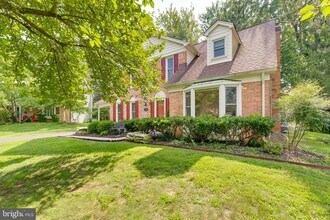 Building Photo - 7923 Ivymount Terrace