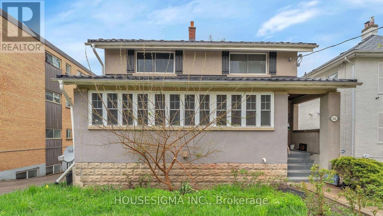Photo principale - 66 Grand Ave